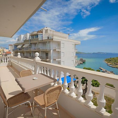 Vila Marina Apartments Sarandë Exteriör bild