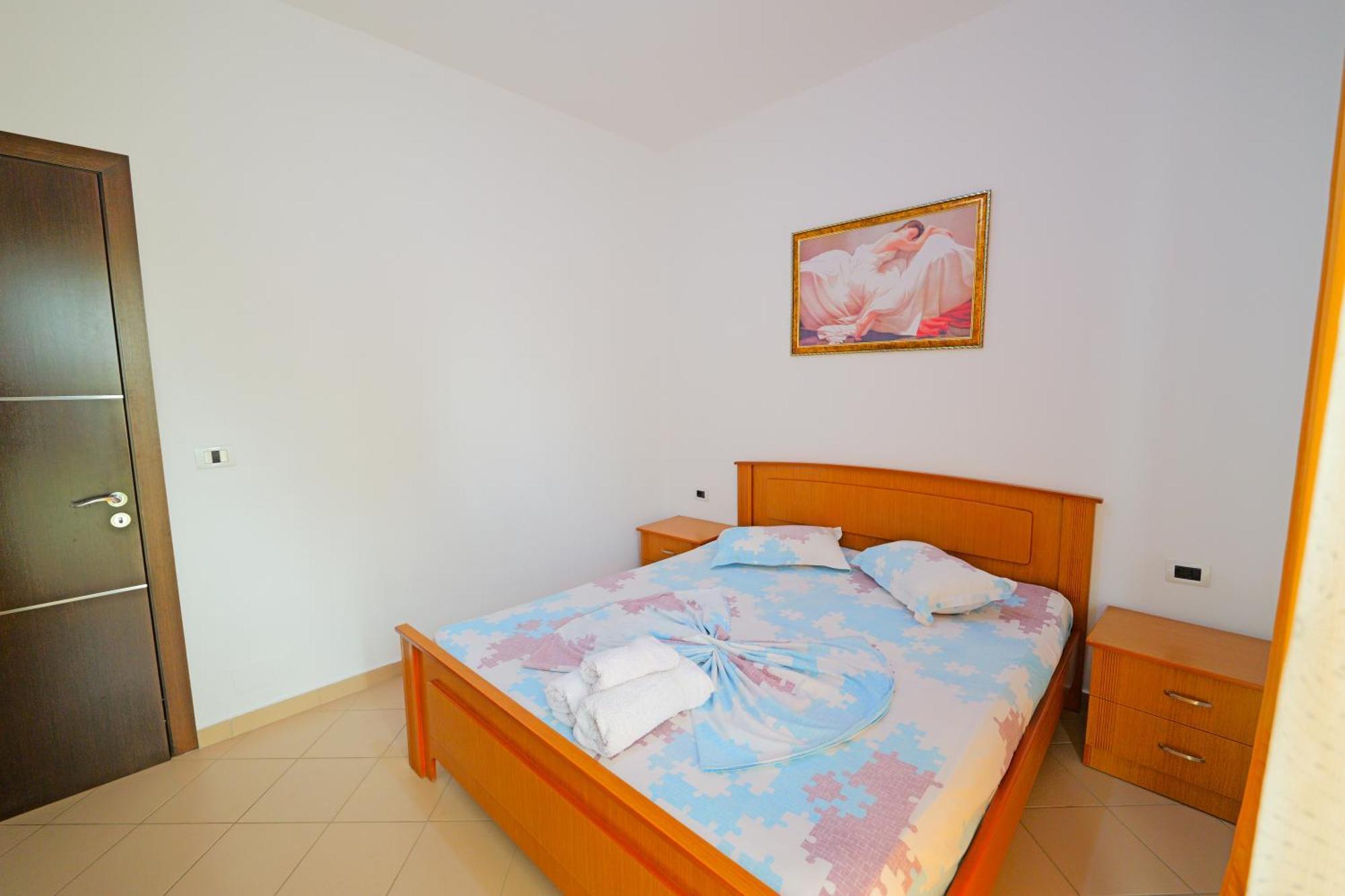 Vila Marina Apartments Sarandë Exteriör bild