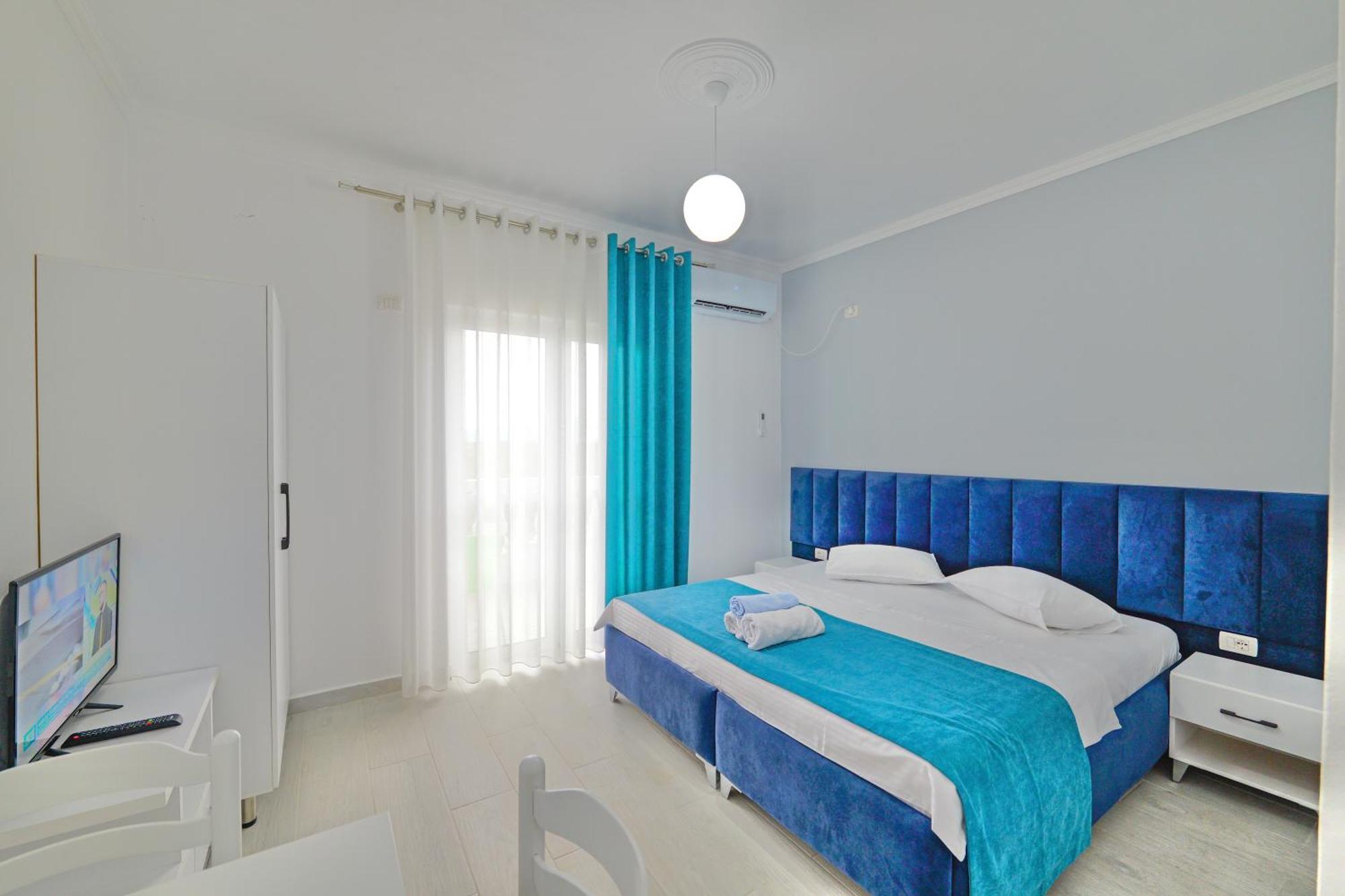 Vila Marina Apartments Sarandë Exteriör bild