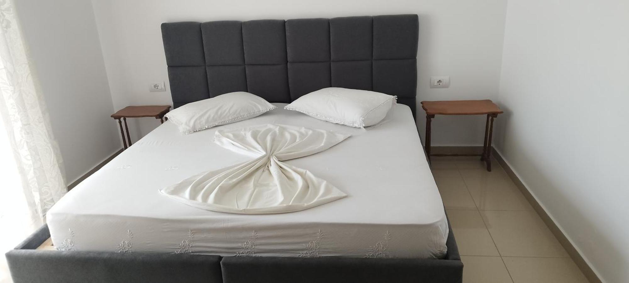 Vila Marina Apartments Sarandë Rum bild