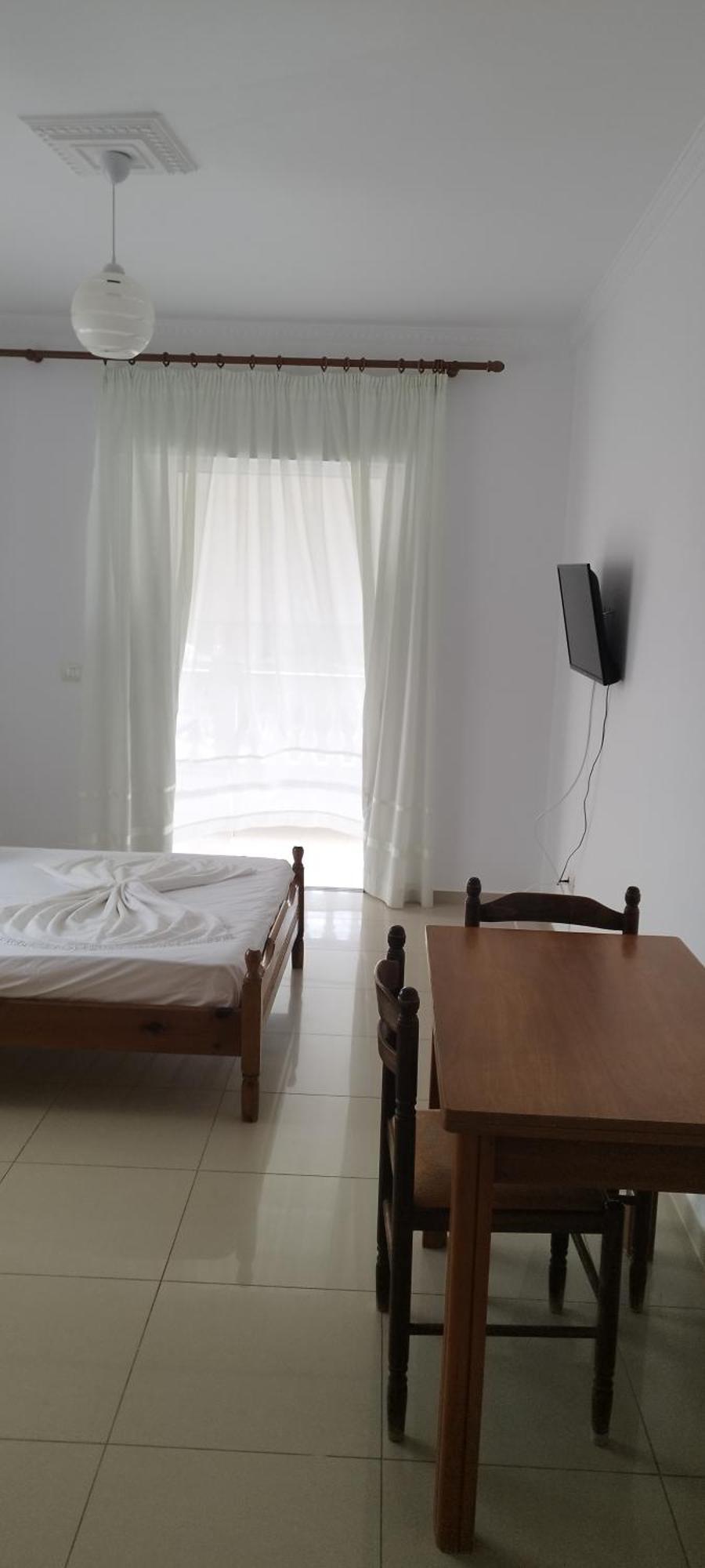 Vila Marina Apartments Sarandë Rum bild