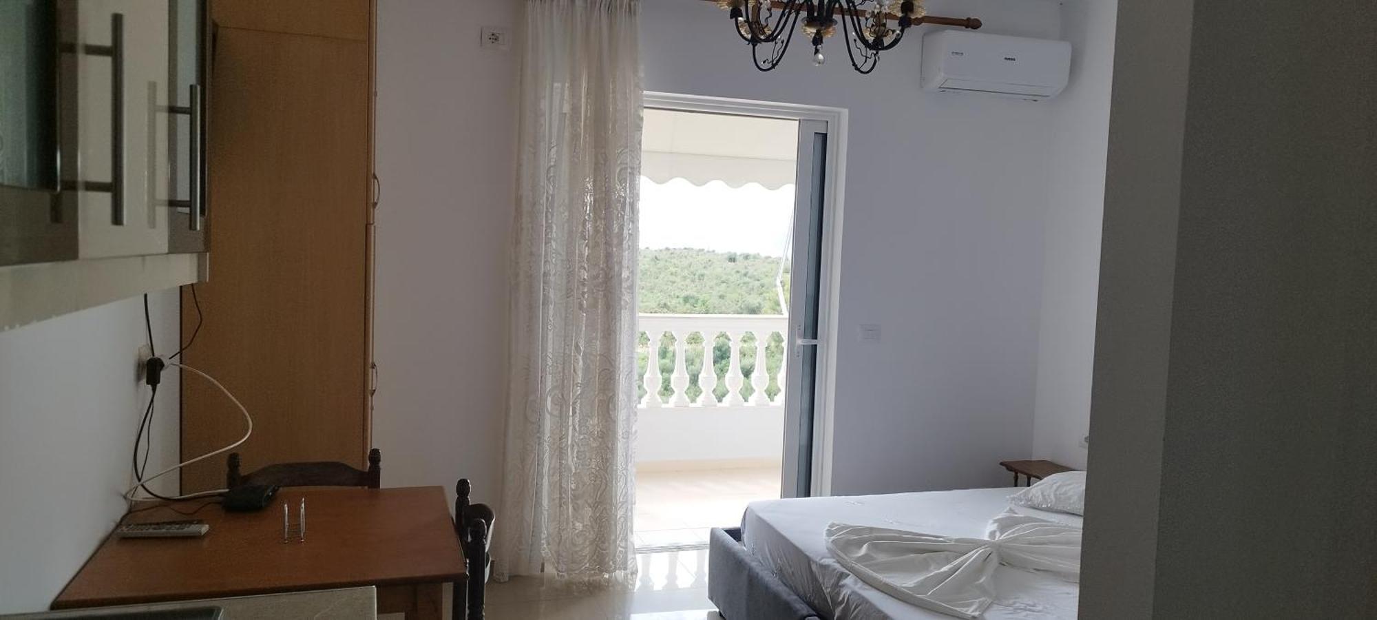 Vila Marina Apartments Sarandë Rum bild